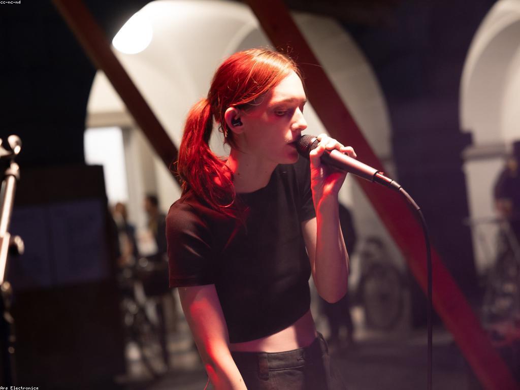 ឥទ្ធិពលនៃមេឌានៅឥតកំណត់ដល់សង្គម